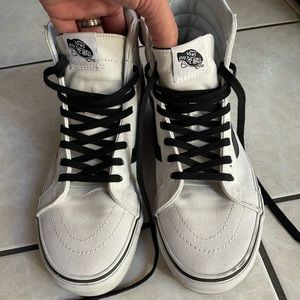 Men’s size 11 old skool hi top vans